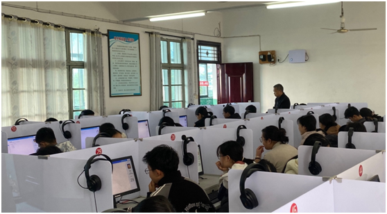 �f�����r(n��ng)�����ČW(xu��)У�e�С���ơ��C(j��)��ģ�M�ݾ�