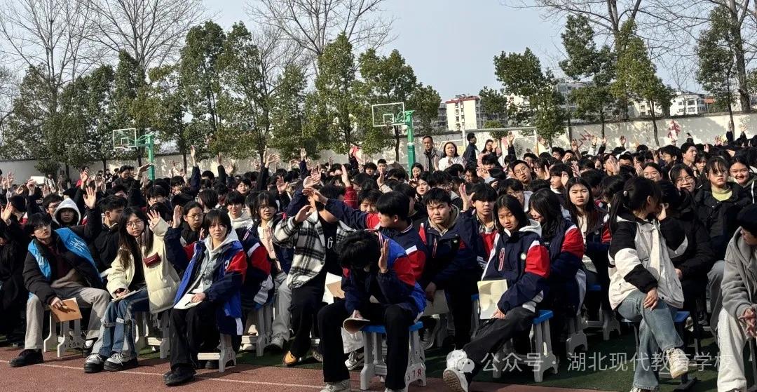 �����F(xi��n)�������WУ�W���W�����]�������������}����