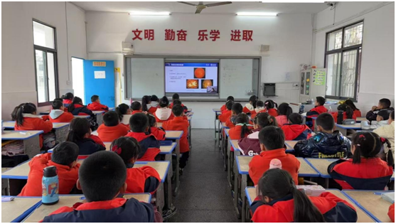 ����(y��u)���I�̭h(hu��n)�����ۿ��TС�W�_չ��ҕ���������������