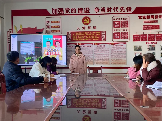 �f�����r(n��ng)�����ČW(xu��)У���۽� �f�����l(f��)չ  ����Ӣ�Z�������B(y��ng)