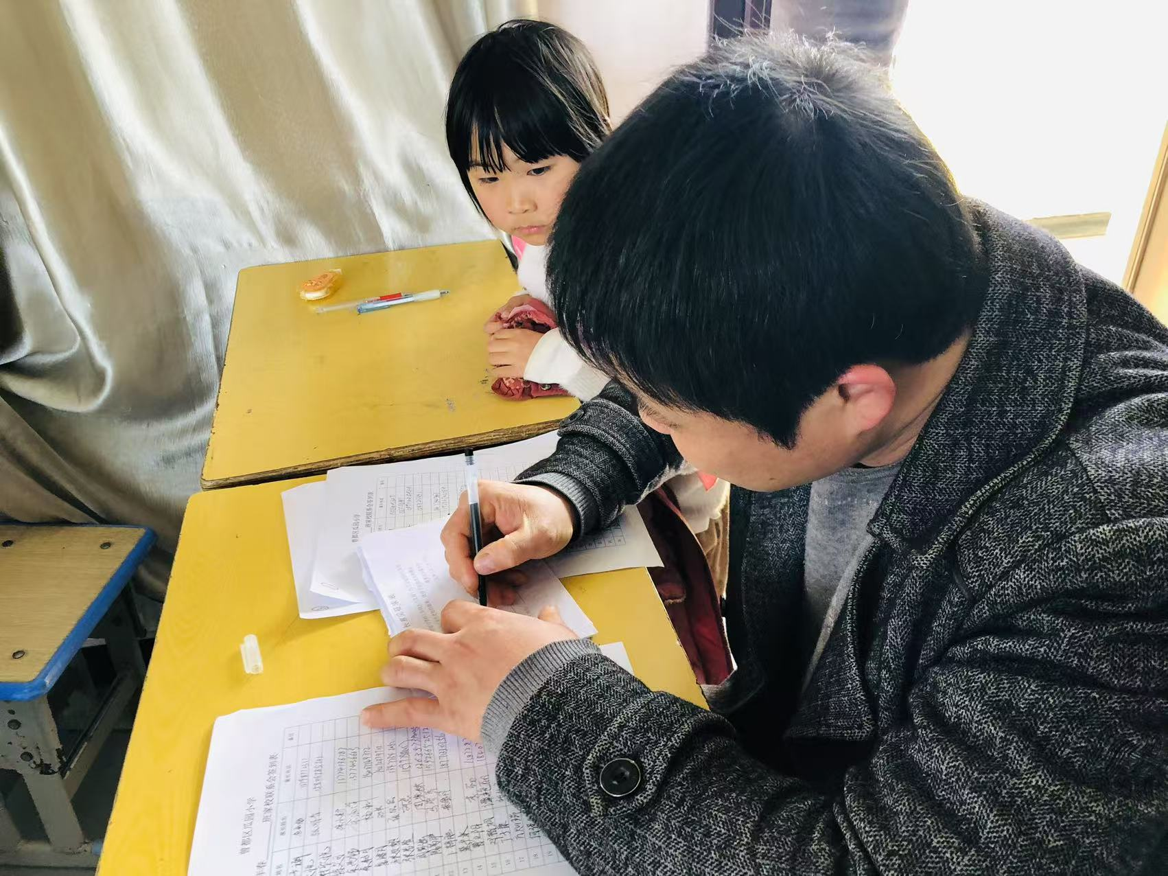 ����(y��u)���I�̭h(hu��n)���������^(q��)�ψ@С�W(xu��)���_2025�괺����У(li��n)ϵ��(hu��)