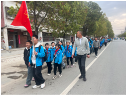 �ƿh�(zh��n)С�W����(li��n)�w����У�^(q��)�_չУ��ڄӌ��`