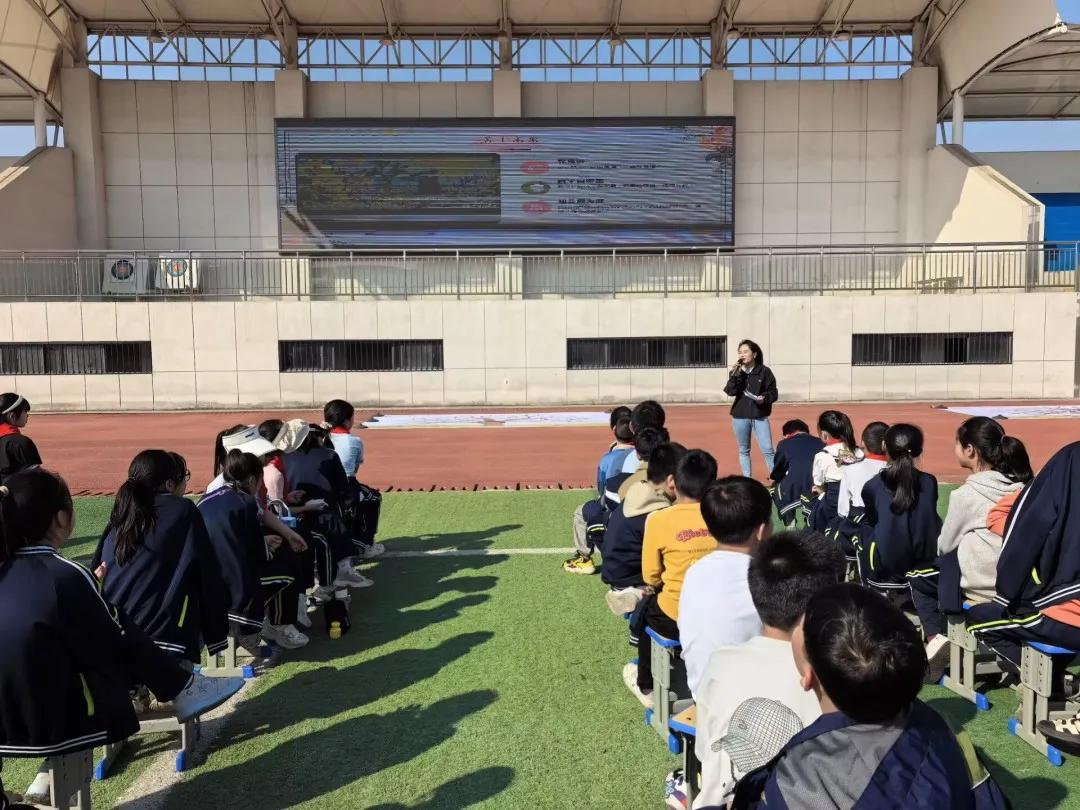 �����^(q��)���S�W(xu��)УС�W(xu��)���_(k��i)չ�����������������}���(d��ng)