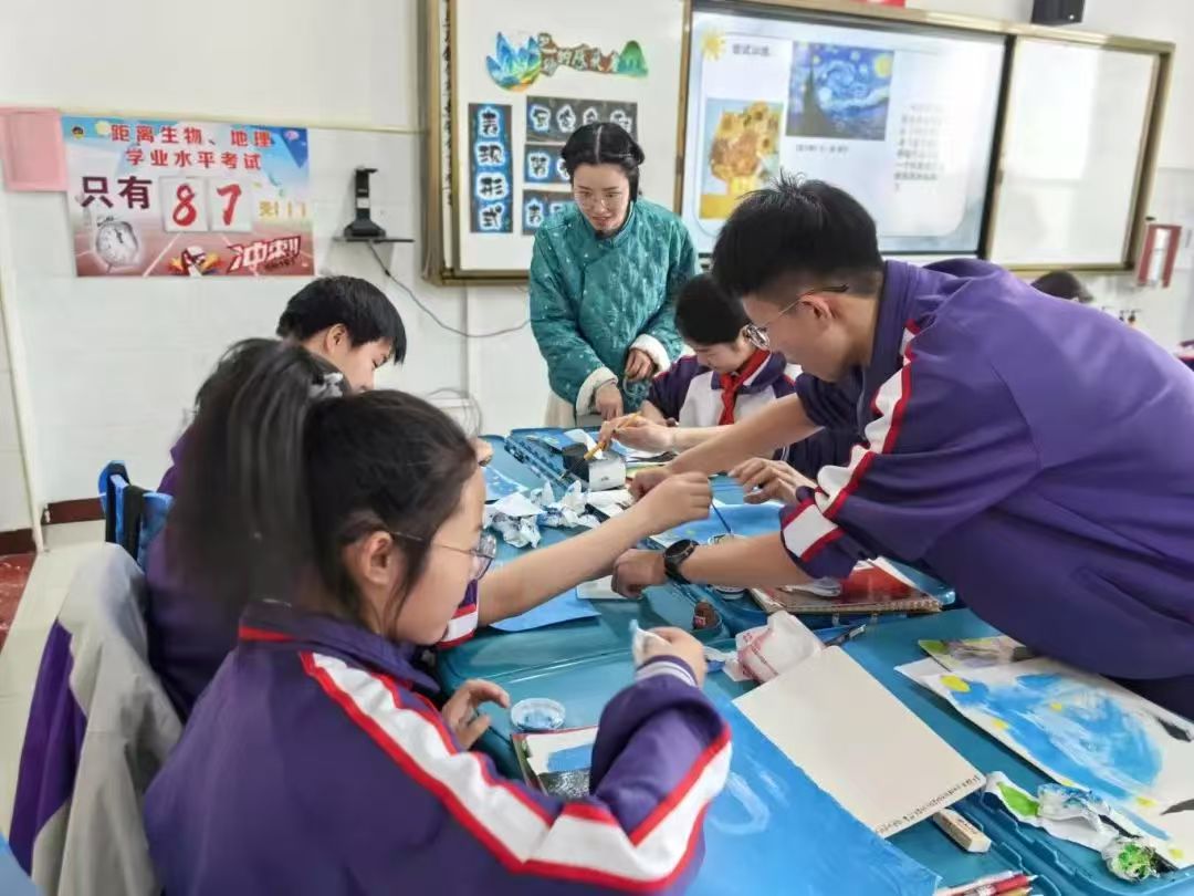 �S�h�����̎��ڶ�݆������Ӗ�A�M�չ�