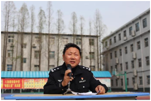 ����(y��u)���I�̭h(hu��n)�����˽ǘǳ���(j��)�ЌW(xu��)�����o(h��)�ഺ���L(zh��ng)·  ƽ��У�@��ǰ��