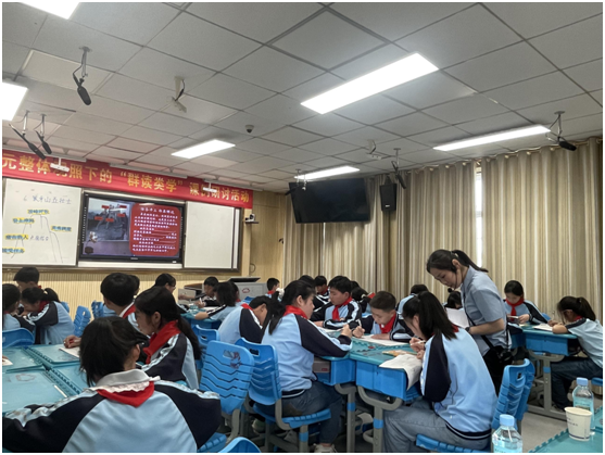 �����(zh��n)��ƼС�W(xu��)�Z�������������_չ��Ⱥ�xW(xu��)��(li��n)�Ͻ��л��