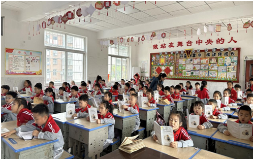 �����^(q��)��(sh��)�(y��n)С�W(xu��)��;���_չ����У�@���O(sh��)��(y��u)���I�̭h(hu��n)��