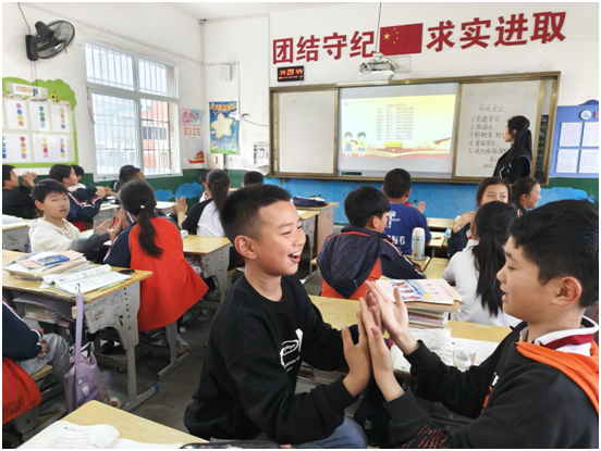 �ƿh�(zh��n)�ڶ�С�W(xu��)�_չ���Ұ�ȫ�����ջ��