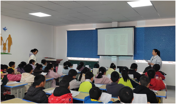 ��̶���ČW(xu��)У�n���o��(d��o)վ�������S�����`  �����f����