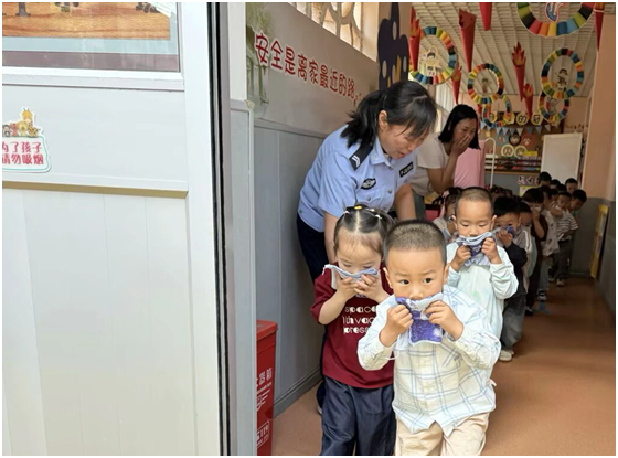 ����(y��u)���I�̭h(hu��n)���������^(q��)��һ�׃��@�_չ�����ݾ����(d��ng)