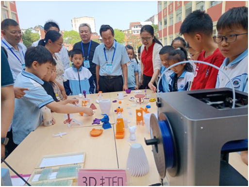 ����(y��u)���I�̭h(hu��n)���������^(q��)�|�PС�W��(li��n)�w2025��Ƽ�ˇ�g��(ji��)ʢ���_Ļ