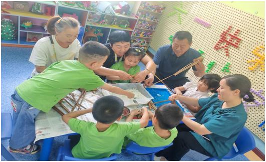 ���ۘ�С�W(xu��)�׃��@�_չ���硤��һ���}�ںϻ��(d��ng)�o(j��)��(sh��)