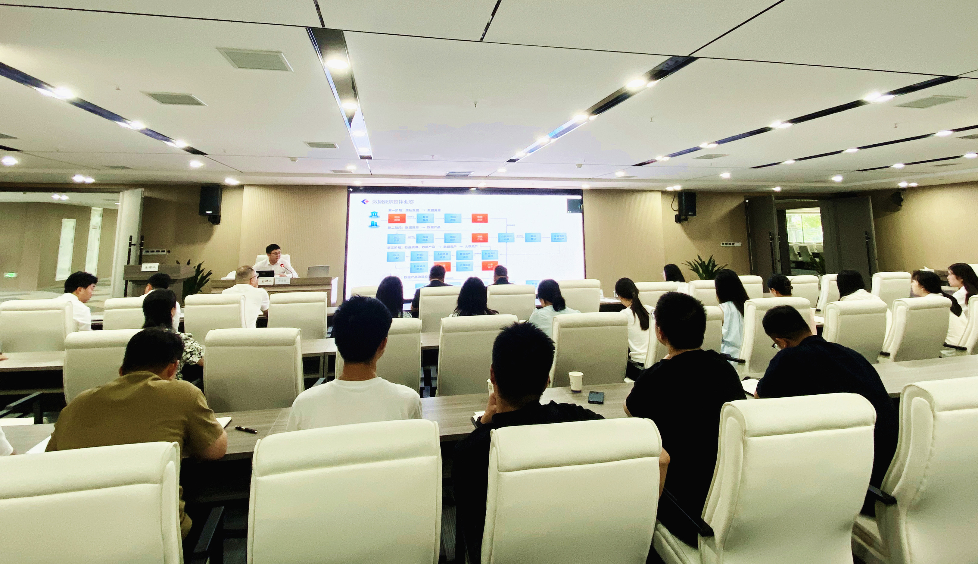 �S�ݮa(ch��n)Ͷ���F(tu��n)�_չ��(sh��)��(j��)�Y�a(ch��n)ȫ�^�̹��팣�}��Ӗ(x��n)