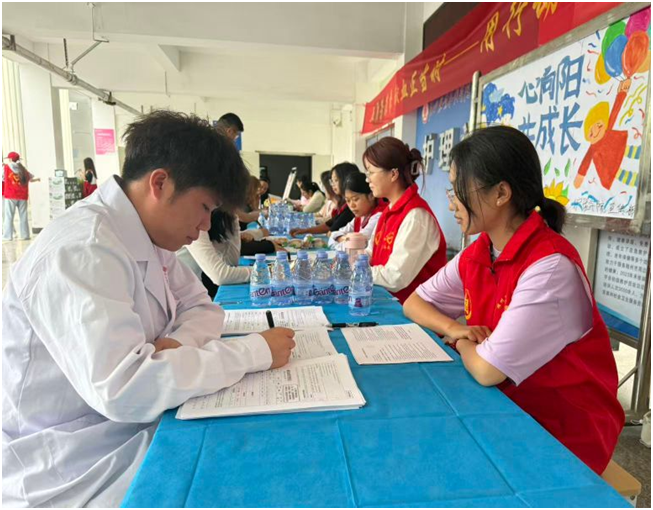 �S���I(y��)���g(sh��)�W(xu��)Ժ�_չУ�@�o(w��)���I(xi��n)Ѫ���(d��ng)