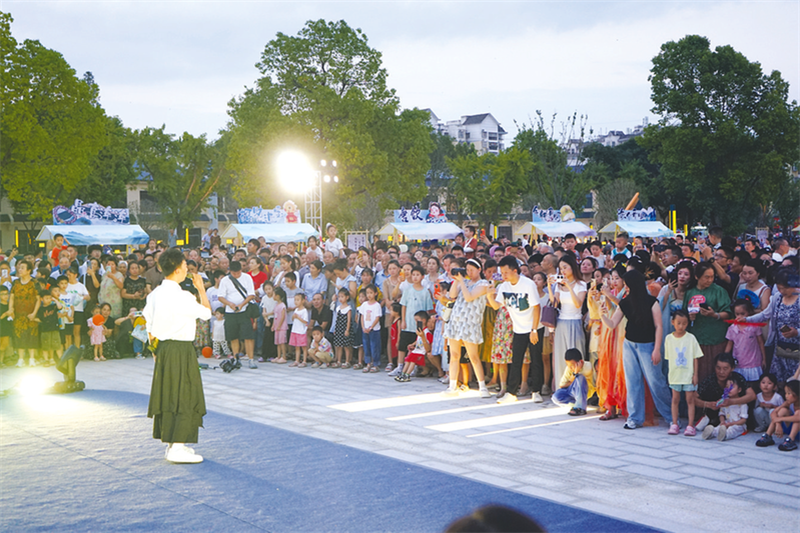 ����֮�жY���S���׌ù��L(f��ng)�Ĳ��м���Ļ