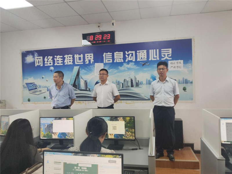 �ƿh�(zh��n)���ČWУ�M��������С�W�ǻ�ƽ�_��������