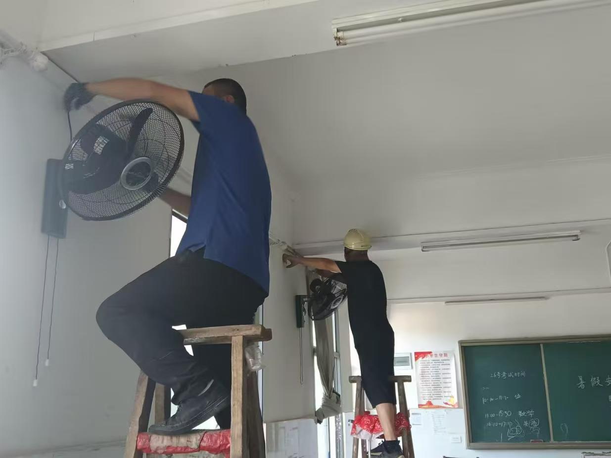 ��̶�(zh��n)���ČWУ�����֮�L��У�@  �����P�ѝ�����