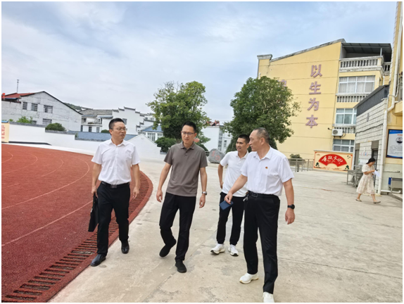 �L���(zh��n)�hί��ӛ�S�i�W(xu��)������У�@�{(di��o)����ů�����o(h��)�������L