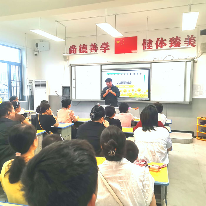 ����(y��u)���I�̭h(hu��n)���������^(q��)�ķ�W(xu��)У���_���L��