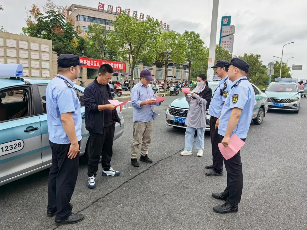 �н�ͨ�\ݔ�֡��߂�һ�� �ЄӾ���(zh��n)�o���׵��Ļ����΅^(q��) 5A ��(chu��ng)��