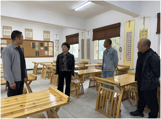 �S�h���f(xi��)�鄢���ϕ������������ơ�ʾ��ί�T�����ҡ�