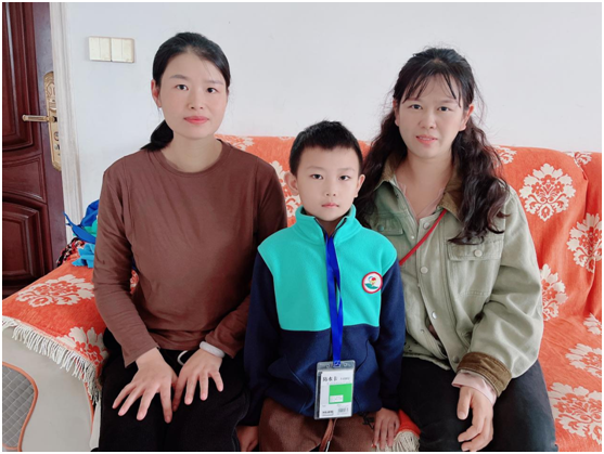 ����(y��u)���I�̭h(hu��n)���������^(q��)���ӵ�һС�W(xu��)���_�W(xu��)��һ�L���������W(xu��)�ڌW(xu��)�ӆ���