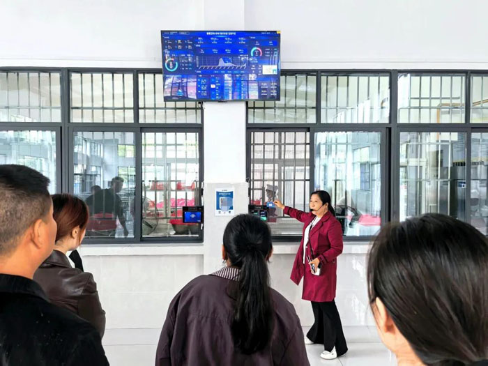 ����(y��u)���I�̭h(hu��n)���������^(q��)��ˮ�WУ�_չ��ʳ���_���ա����