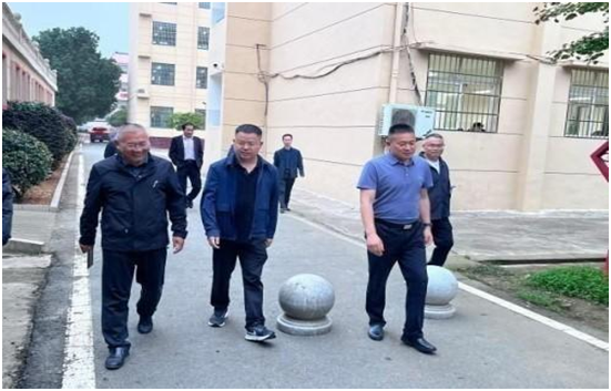 �S�h����������С���(zh��n)���W(xu��)У�{(di��o)��