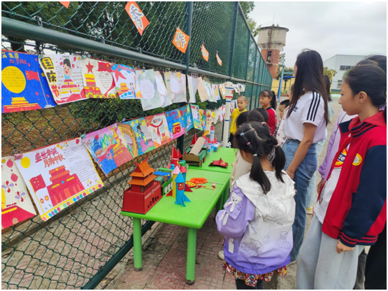 �f�����r(n��ng)������С�W(xu��)���M�A�Q ͯ������