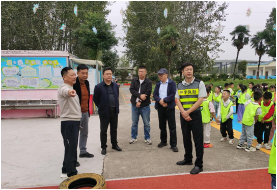 �ƿh�(zh��n)�����׃��@ӭ�����F(tu��n)�l(xi��ng)�僺ͯ�و�(ch��ng)����Ӌ(j��)������