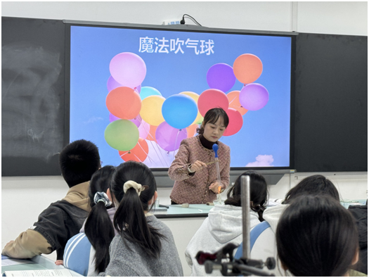 �S�h��ɽ���W(xu��)У���k�h���н������Z��������W(xu��)���n�ý̌W(xu��)չ�u�Qِ