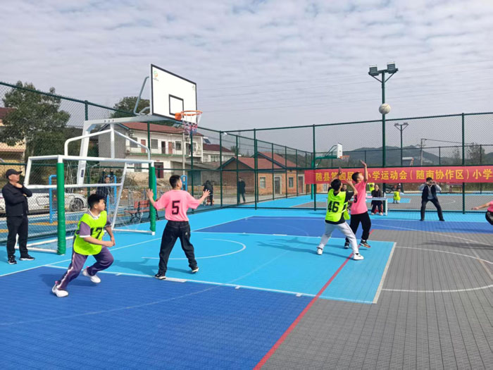 �S�υf(xi��)���^(q��)С�W���ӻ@��(li��n)ِ������(zh��n)�A�M��Ļ