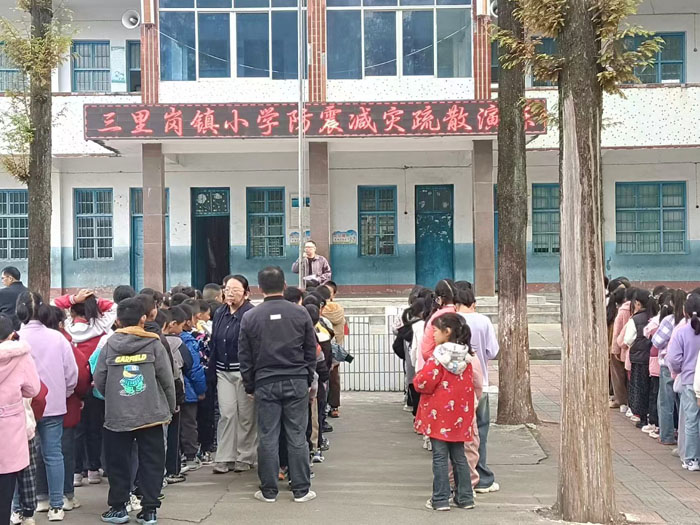 ����(zh��n)С�W�_չ����p��(z��i)��ɢ�ݾ����