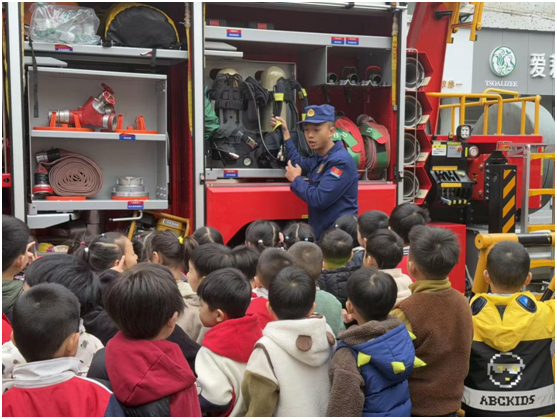 ����(y��u)���I�̭h(hu��n)���������^(q��)��һ�׃��@���L���̻��