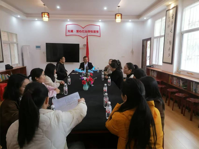 �����(zh��n)С�W(xu��)��Ո���L����Ʒ���u��