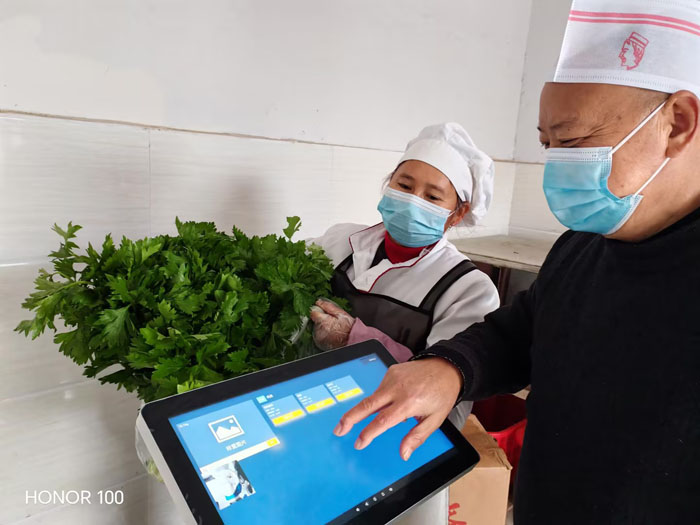 �S�h����(zh��n)����С�W(xu��)��(sh��)��ʳ�ý��O(sh��)��Ч�@��