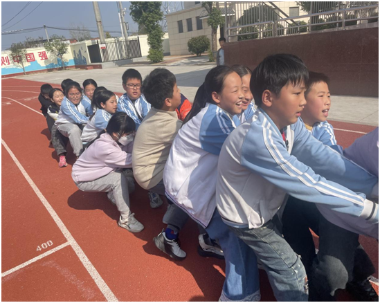 ��ɽ���W(xu��)У���в��κӱ�ِȼ��(d��ng)У�@