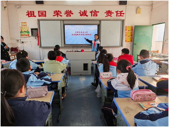 ����(y��u)���I�̭h(hu��n)�����|�P(gu��n)С�W(xu��)�e���ﶬ�����늑�(y��ng)����ɢ�ݾ�