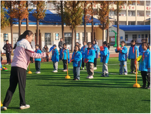 �S�h�ݵ��(zh��n)����С�W(xu��)�_չ����ͽ�ͷ��n���v�n���