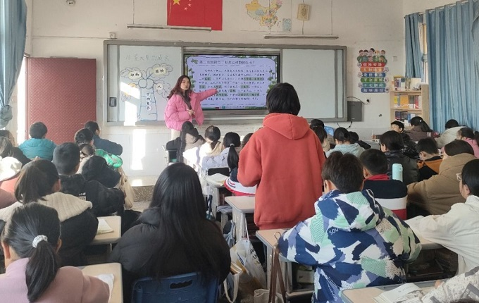 ����(y��u)���I�̭h(hu��n)���������^(q��)����С�W(xu��)����̎��n�ý̌W(xu��)չʾ���