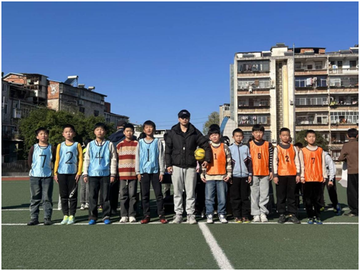 ����(y��u)���I�̭h(hu��n)���������^(q��)�|�P(gu��n)С�W�ɹ��e�k�����У�@����ِ