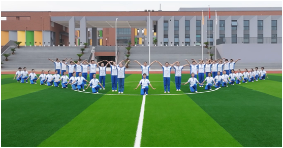 �S�hһ�Иs�@��У�@���w��չ��һ�Ȫ�