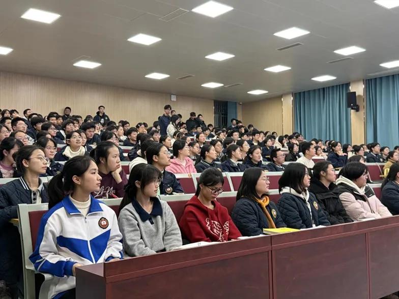 �S��һ���e�k����Ӣ�Z�v�Ї����¡�Ӣ�Z���v��ِ