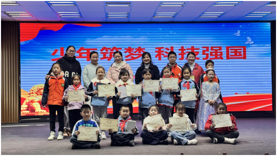 ����(y��u)���I�̭h(hu��n)���������^(q��)���ۘ�С�W(xu��)�e�С��������v�����v��ِ