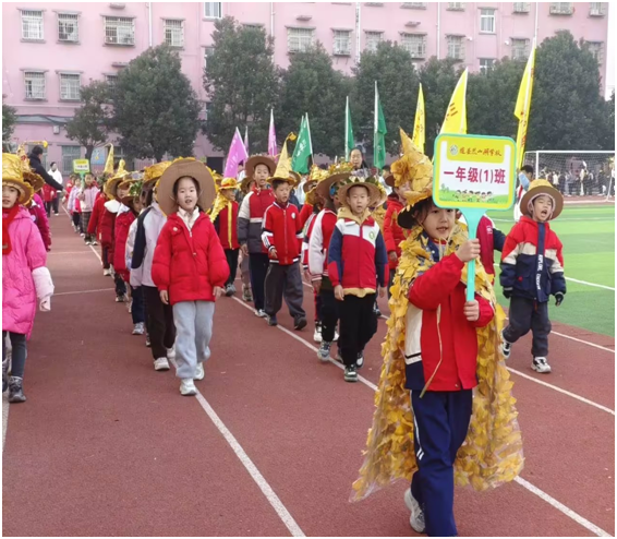 �S�h��ɽ���W(xu��)У�����ö����\�ӕ��A�M��Ļ