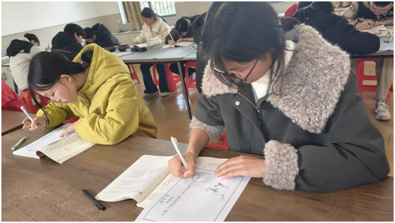 �ƿh�(zh��n)���ČWУ�e�С�ī퍳��ġ�Ӳ�P������ِ