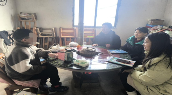 ��ɽ�(zh��n)���ČW(xu��)У���ͽ����Tů���� ���۟o(w��)�������L(zh��ng)