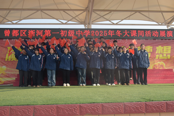 ���ӵ�һ����(j��)�ЌW(xu��)��У�@����İl(f��)չ�ܴa  ��һ��(ch��ng)�n�g��ِ�������I(y��ng)�̭h(hu��n)����ܛ��(sh��)����