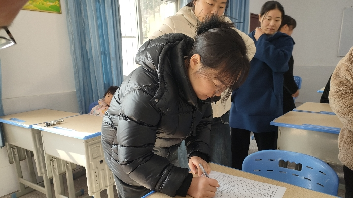 ����(y��u)���I(y��ng)�̭h(hu��n)���������^(q��)����С�W(xu��)2025���＾ʳ���_���ջ��(d��ng)