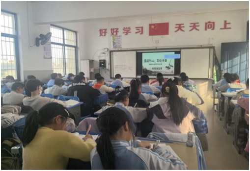 �S�h��ɽ���WУ������ِ�A�M��Ļ